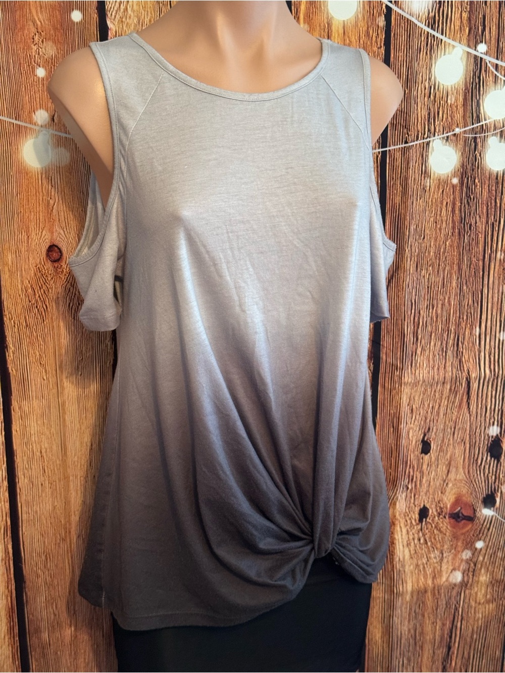 Cold-Shoulder Short Sleeve Twist Hem Top - Gray Ombre